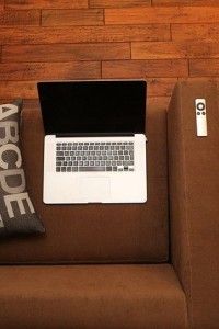 Deepseek 资料大全 25年本地部署+使用技巧+清华大学公开课 Deepseek 资料大全 25年本地部署+使用技巧+清华大学公开课